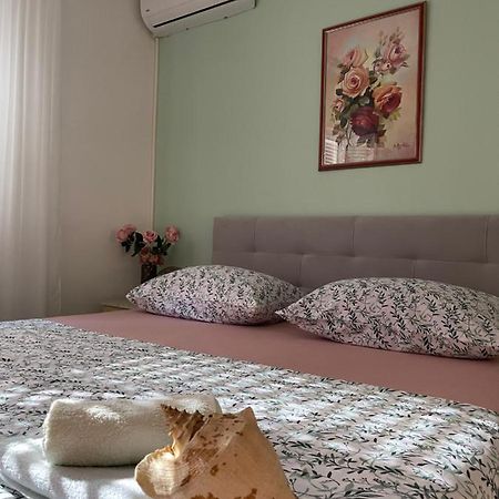 Providenca Apartments Baska Voda Luaran gambar