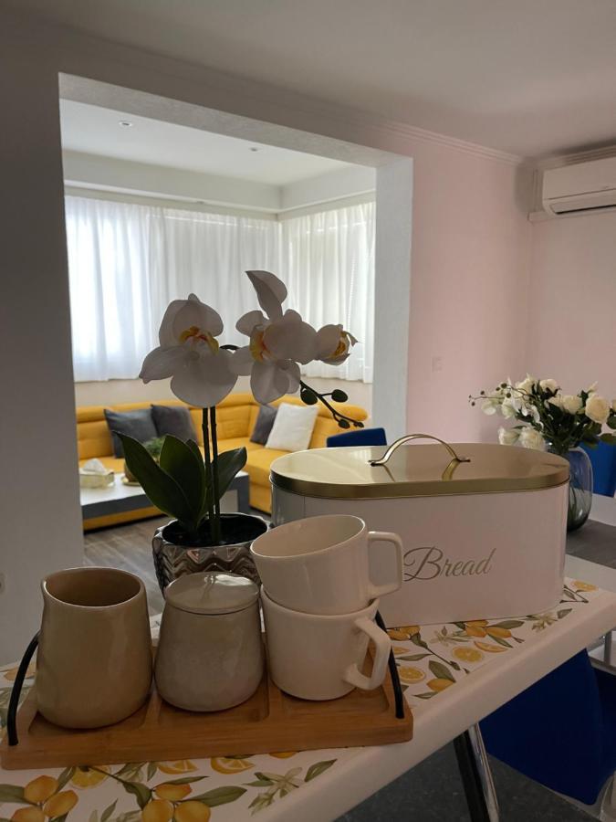 Providenca Apartments Baska Voda Luaran gambar