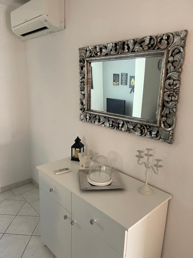 Providenca Apartments Baska Voda Luaran gambar