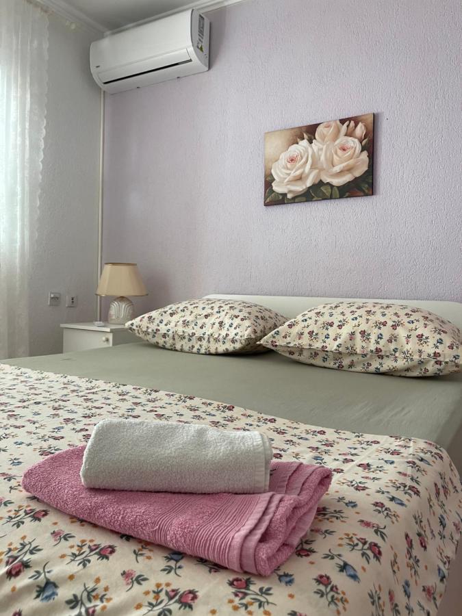 Providenca Apartments Baska Voda Luaran gambar